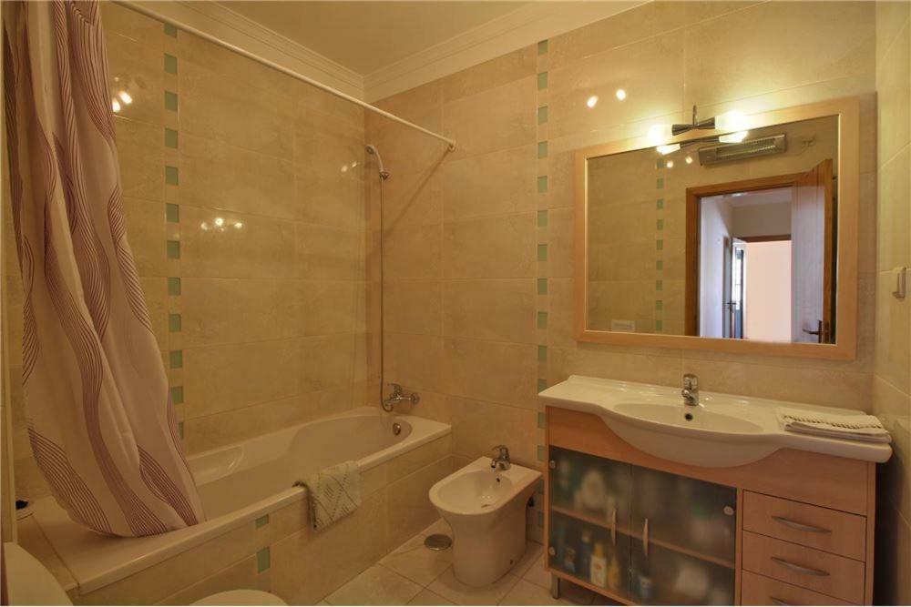 Bel Appartement Centre De Тавира Екстериор снимка